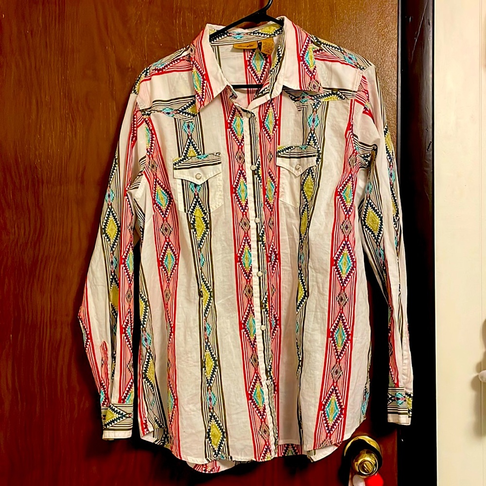 This Wrangler Pearl snap is great! I’ve never worn it.
